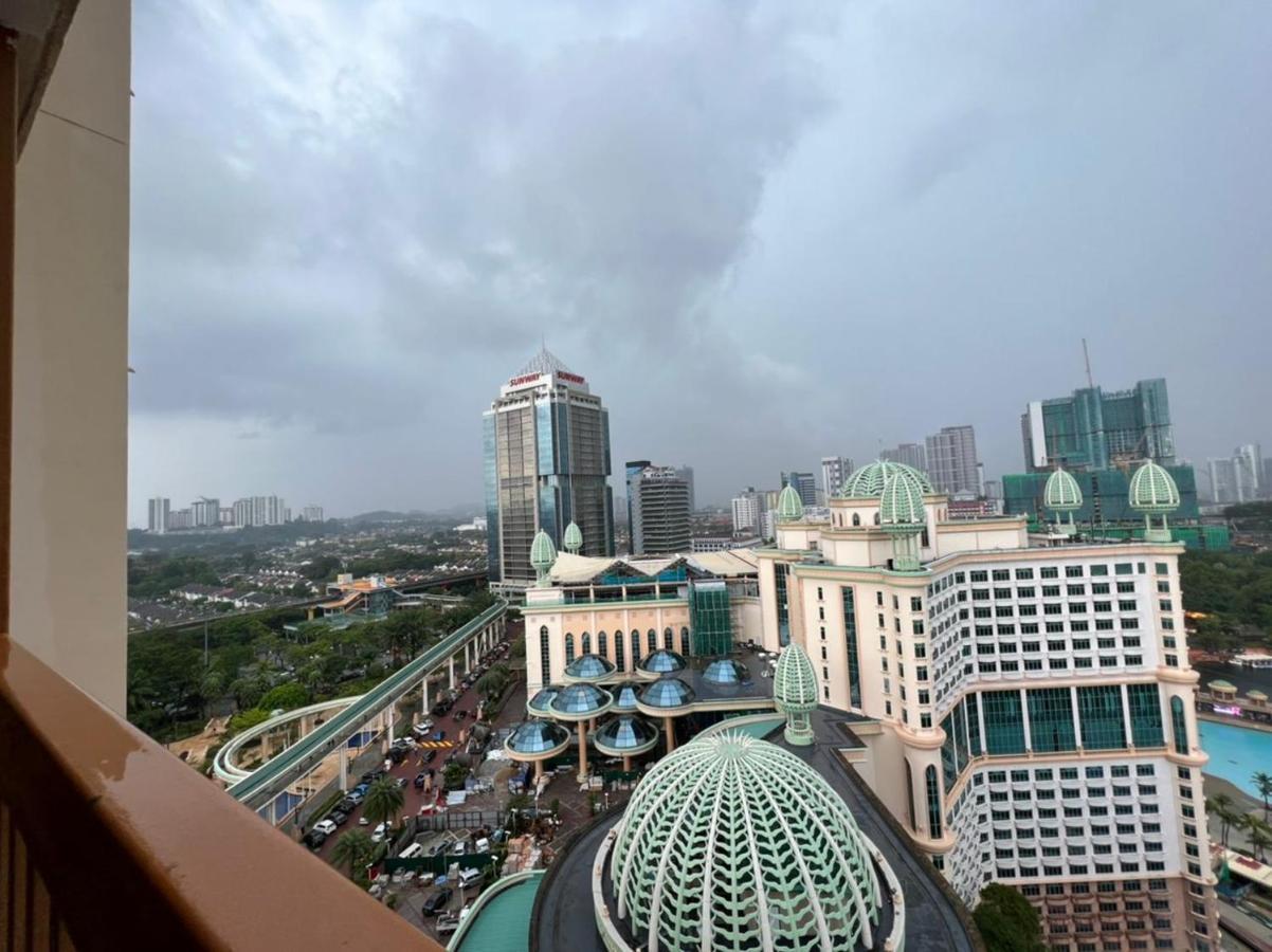 Raintree Resort Suites Petaling Jaya Exterior photo